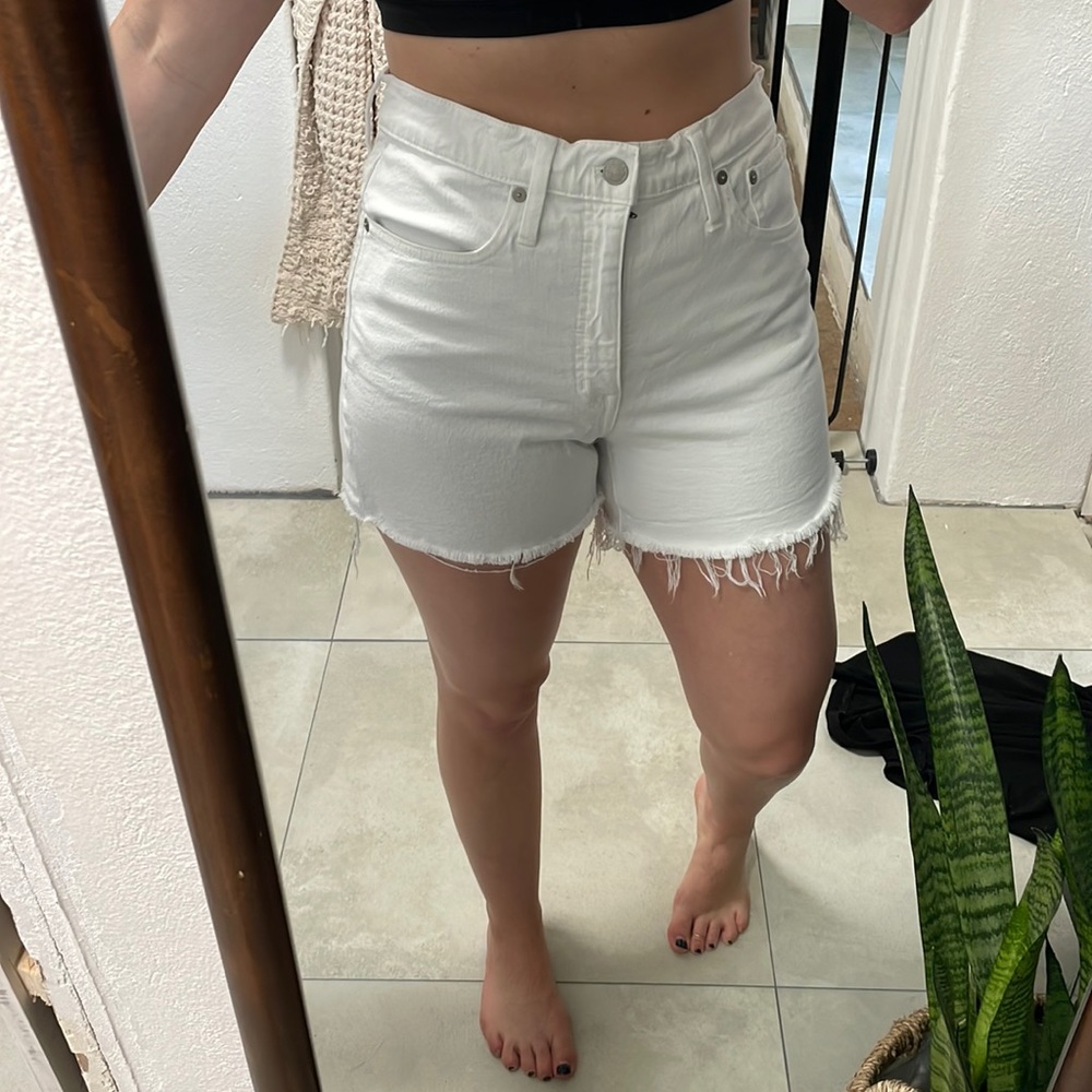 Madewell high rise denim shorts size 28 NWOT